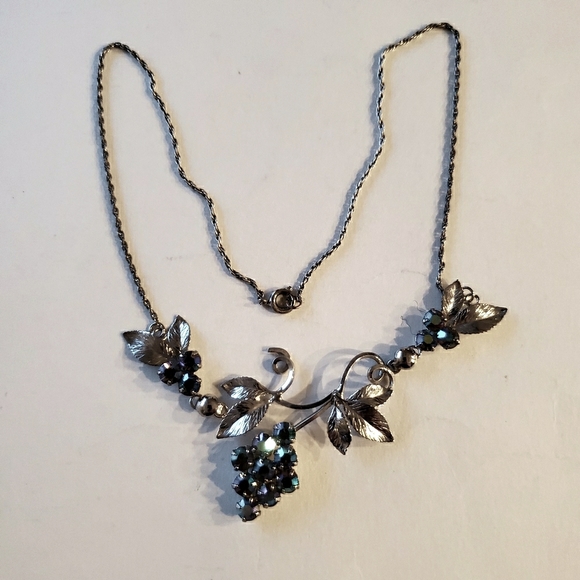 Vintage silver necklace - Picture 1 of 9